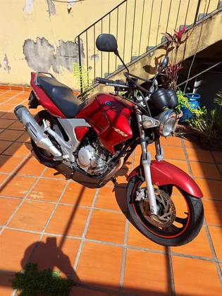 YAMAHA FAZER 250IE LIMITED EDITION 